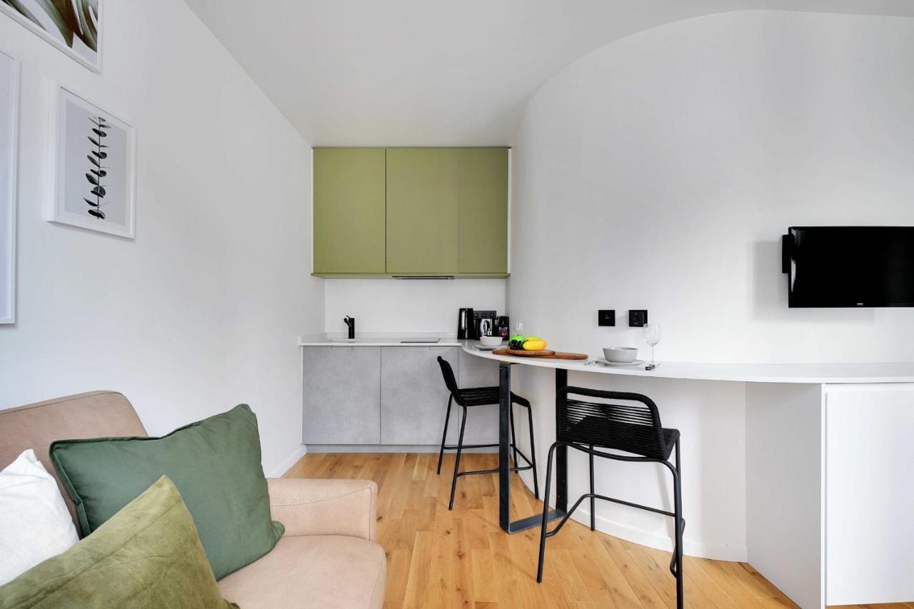 Amazing Apartment 1Br4P Cremieux Gare De Lyon Parijs Buitenkant foto