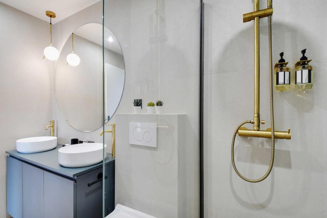 Amazing Apartment 1Br4P Cremieux Gare De Lyon Parijs Buitenkant foto